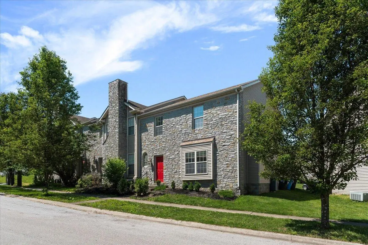 3141 Roundway Down Lane, Lexington, KY 40509 - #1