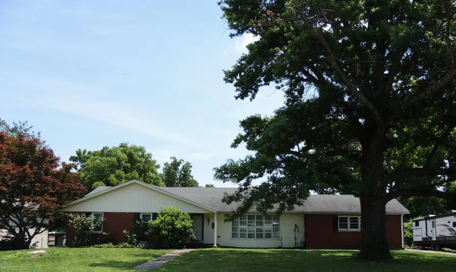 145 Seminole Trail, Frankfort, KY 40601 - #2