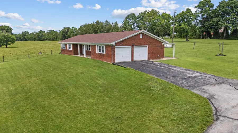 1055 Graves Road, Stamping Ground, KY 40379 - #3