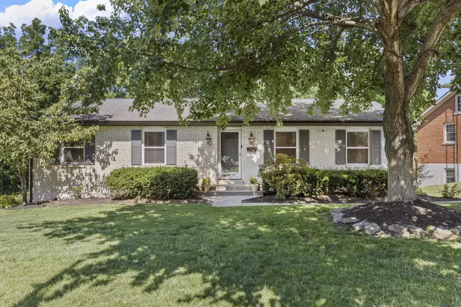 3483 Lansdowne Drive, Lexington, KY 40517 - #3