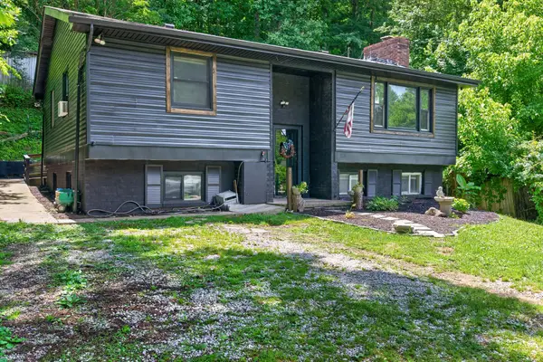 115 Ccc Bottom Road, McKee, KY 40447