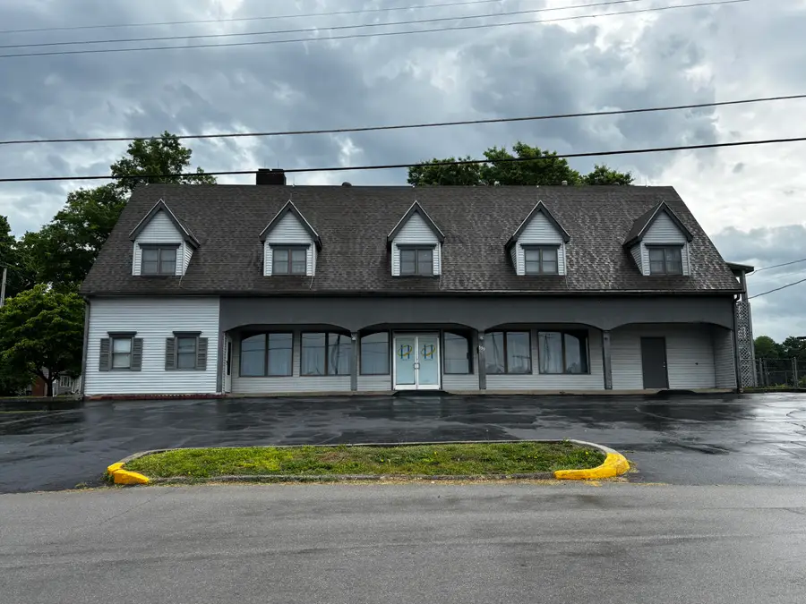 205 Grandview Drive, Frankfort, KY 40601 - #2