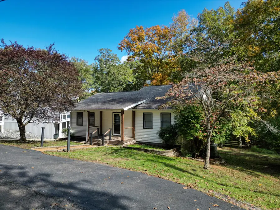 376 Peachtree Drive, Benton, KY 42025 - #2
