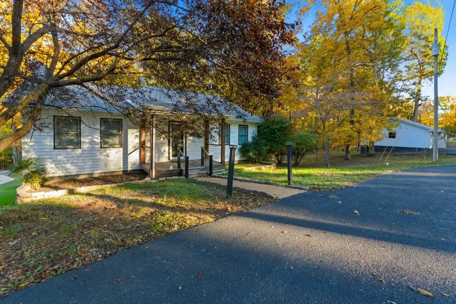 376 Peachtree Drive, Benton, KY 42025 - #3