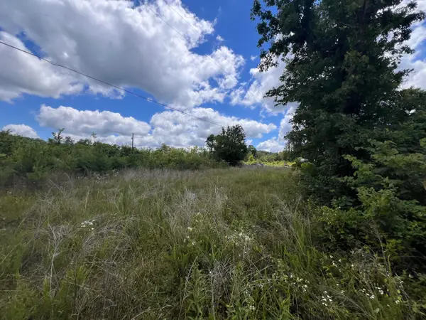 0001 S Coal Pit Road, Somerset, KY 42501