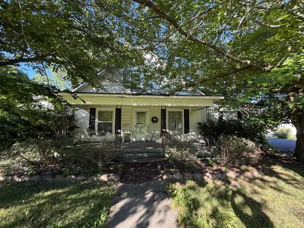 1046 Lakeway Drive, Russell Springs, KY 42642