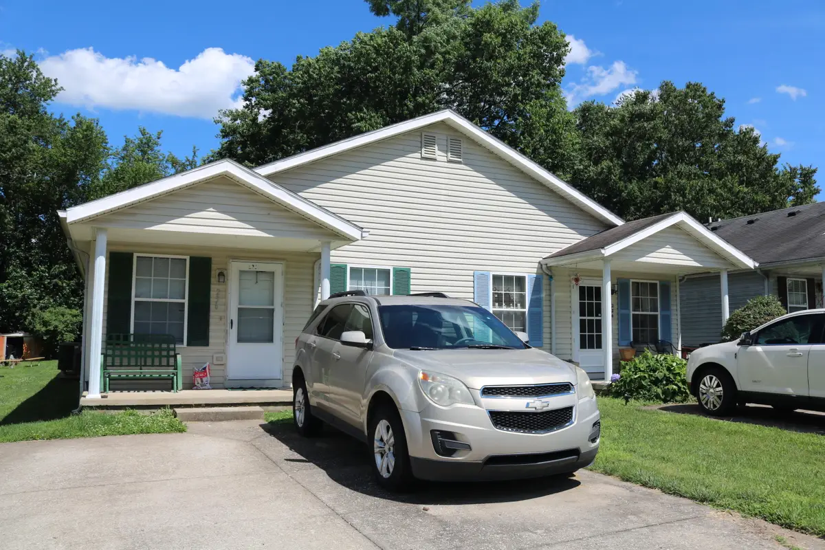236 M.l.k. Jr Boulevard, Versailles, KY 40383 - #1
