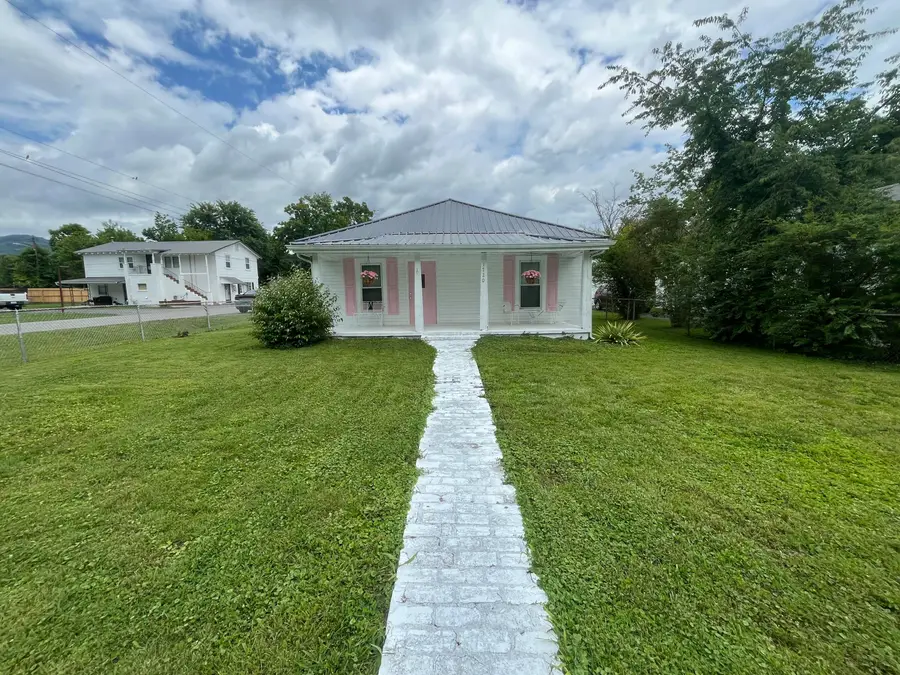1720 Exeter Avenue, Middlesboro, KY 40965 - #3