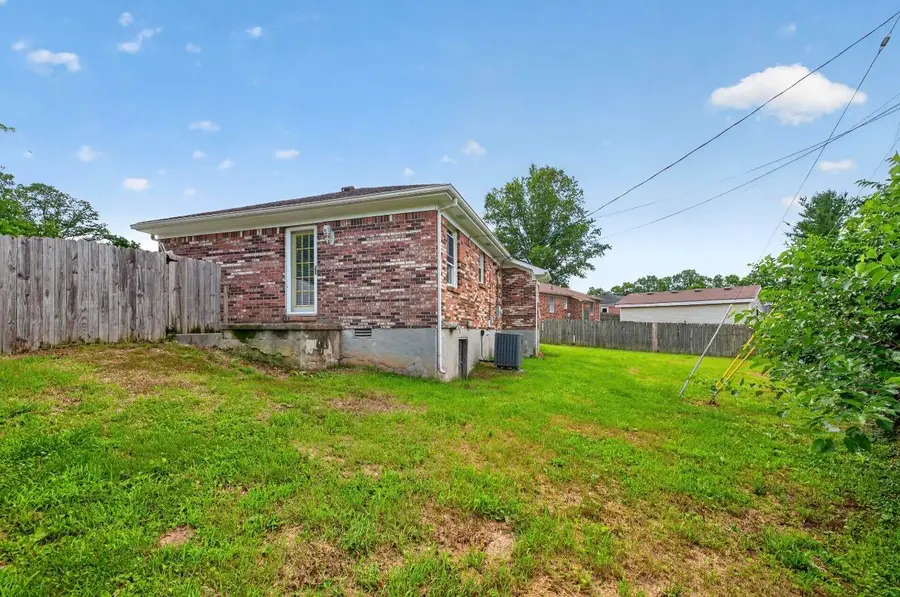 109 Lige Court, Nicholasville, KY 40356 - #3