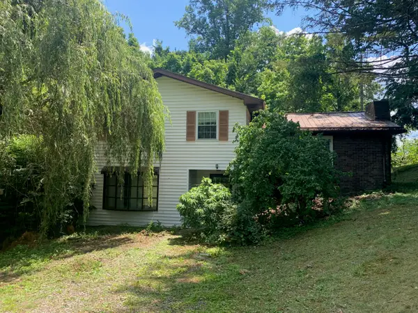 60 Grover Whitehead Road, Whitley City, KY 42653