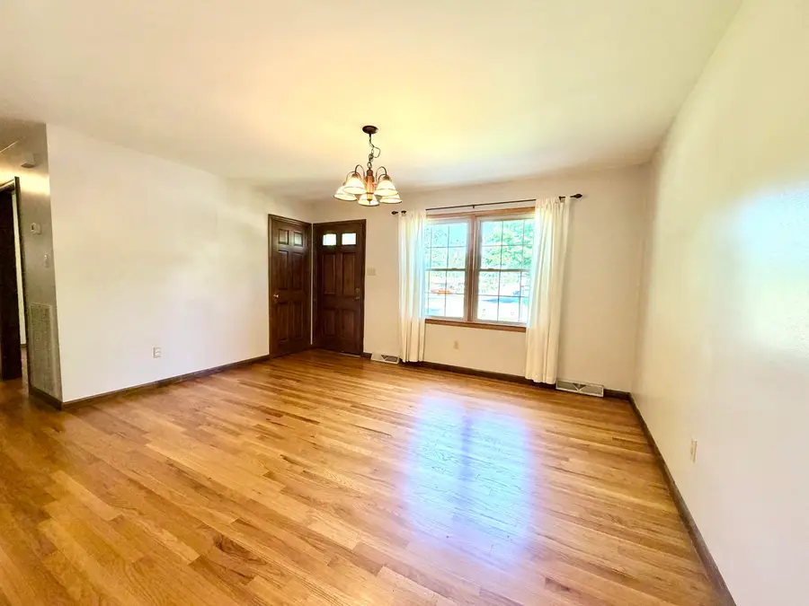 3412 Greenwood Drive, Hopkinsville, KY 42240 - #3