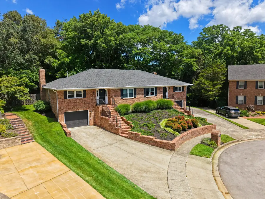 605 & 607 Camino Drive, Lexington, KY 40502 - #3