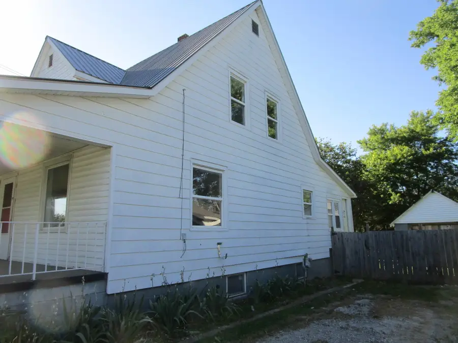 698 W Jefferson Street, Berea, KY 40403 - #3