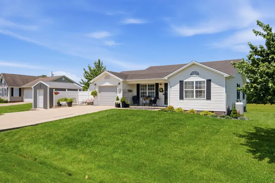 204 Beechwood Drive, Berea, KY 40403 - #2