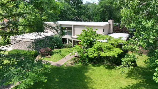 2049 Lakeside Drive, Lexington, KY 40502
