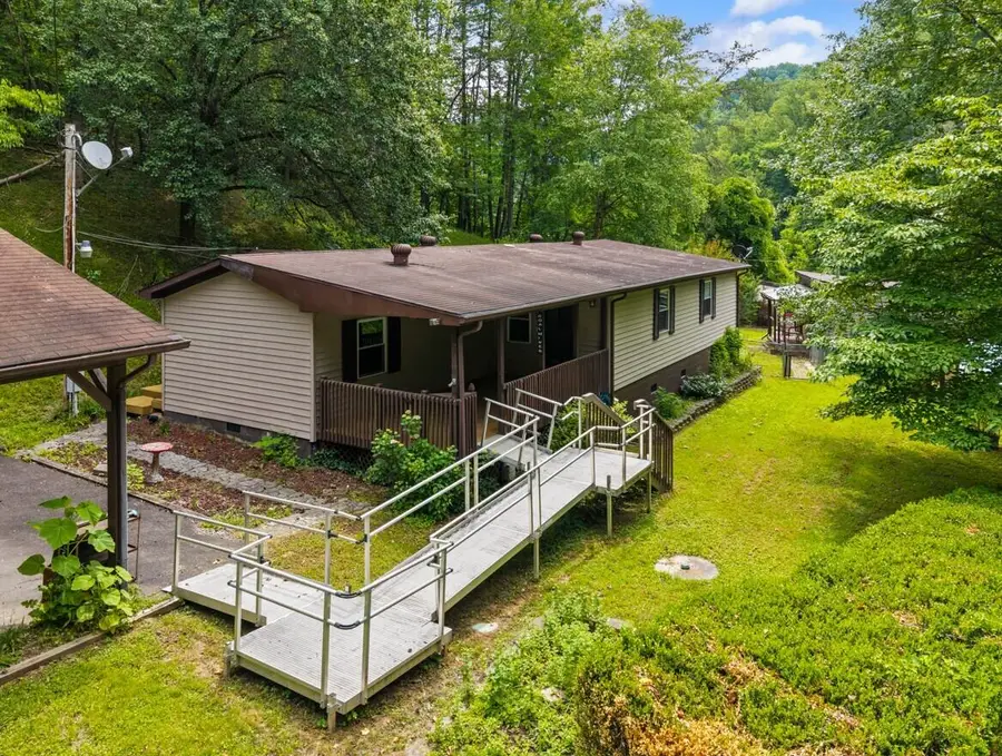 210 Right Fork Of Cowpen Road, Pikeville, KY 41501 - #3