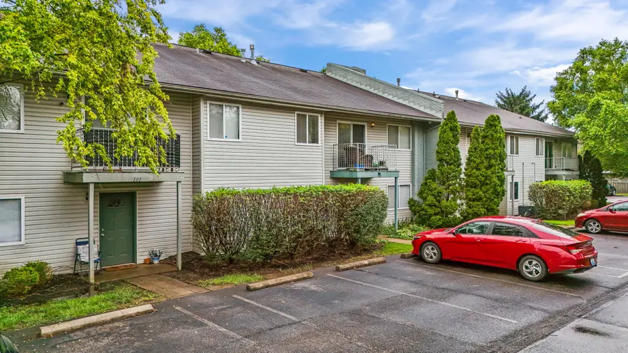 4410 Wisteria Landing Circle #208, Louisville, KY 40218 - #3