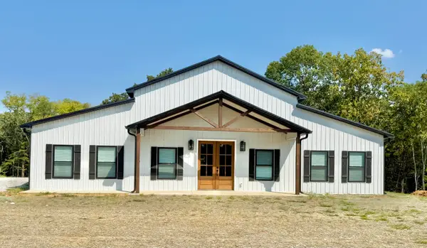 5572 Antioch Road, Hopkinsville, KY 42240