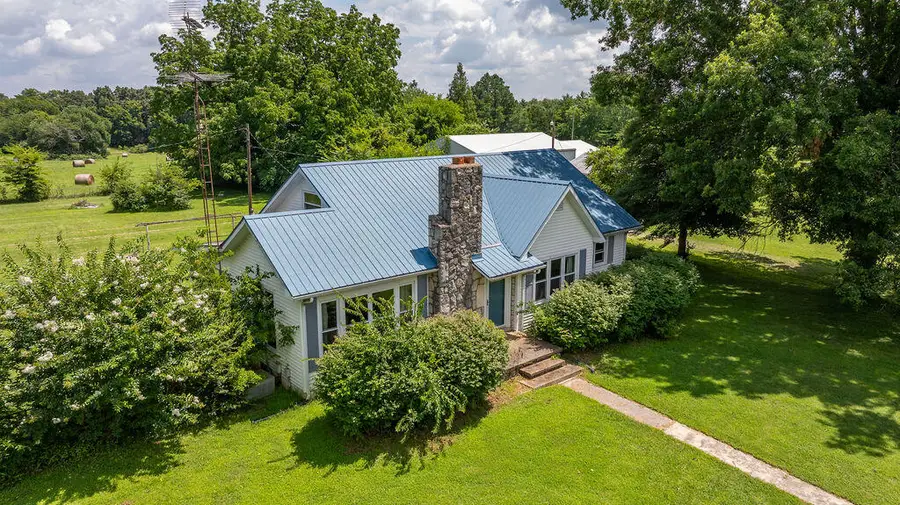 2450 Pembroke Road, Hopkinsville, KY 42240 - #2