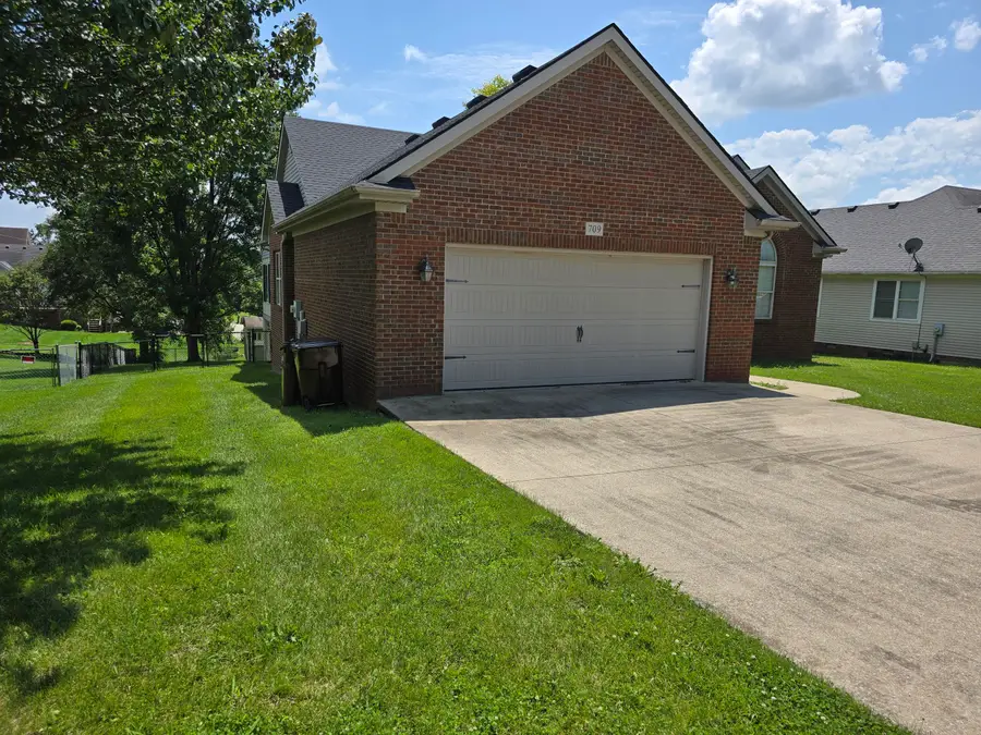 709 Hackney Court, Richmond, KY 40475 - #2