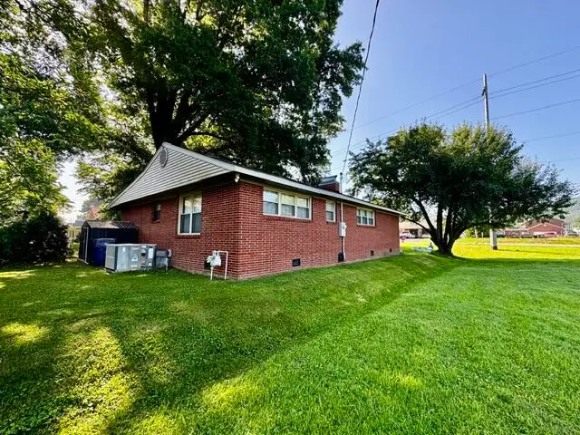 1010 W Chester, Middlesboro, KY 40965 - #3