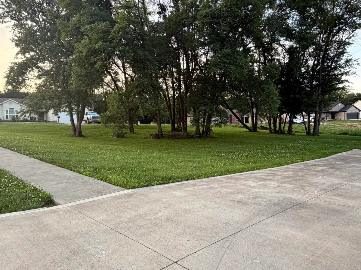 104 Elk Drive, Stamping Ground, KY 40379 - #1