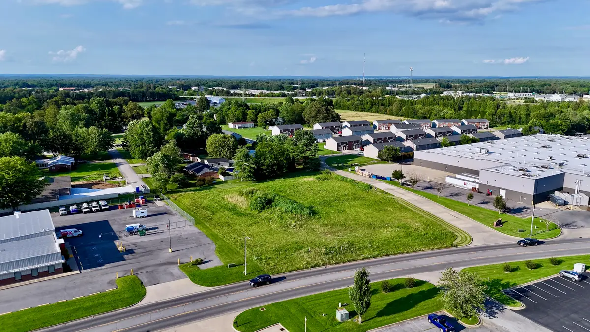 3620 James Sanders Boulevard, Paducah, KY 42001 - #1