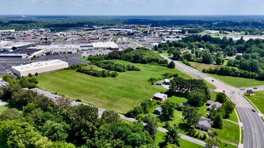 3180 New Holt Road, Paducah, KY 42001 - #3