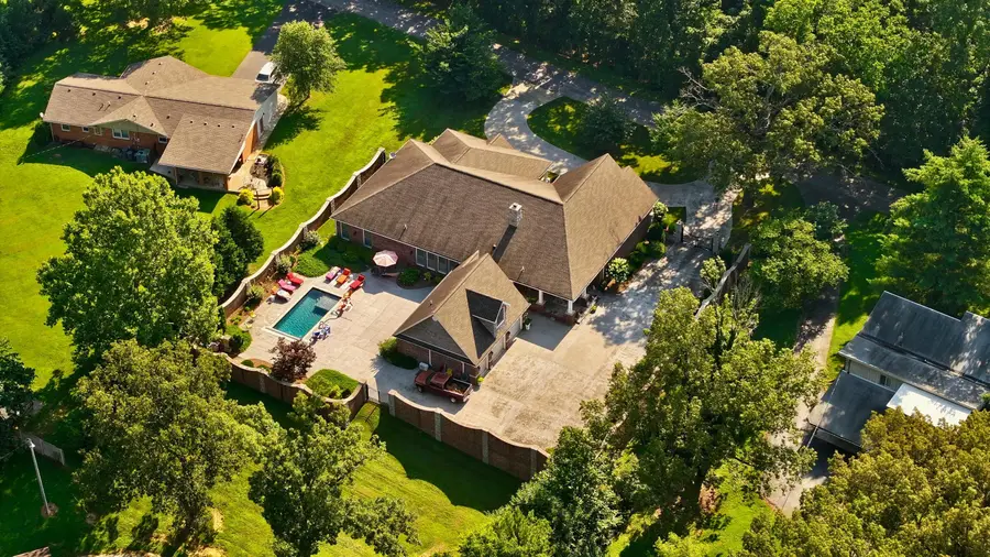 135 Allegheny Road, Gilbertsville, KY 42044 - #2