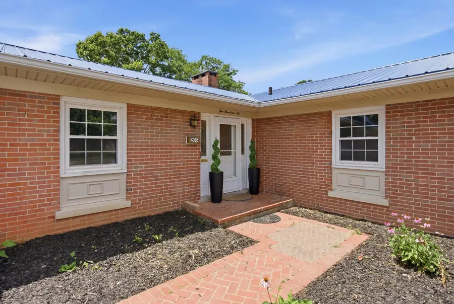 206 Hiawatha Trail, Georgetown, KY 40324 - #3