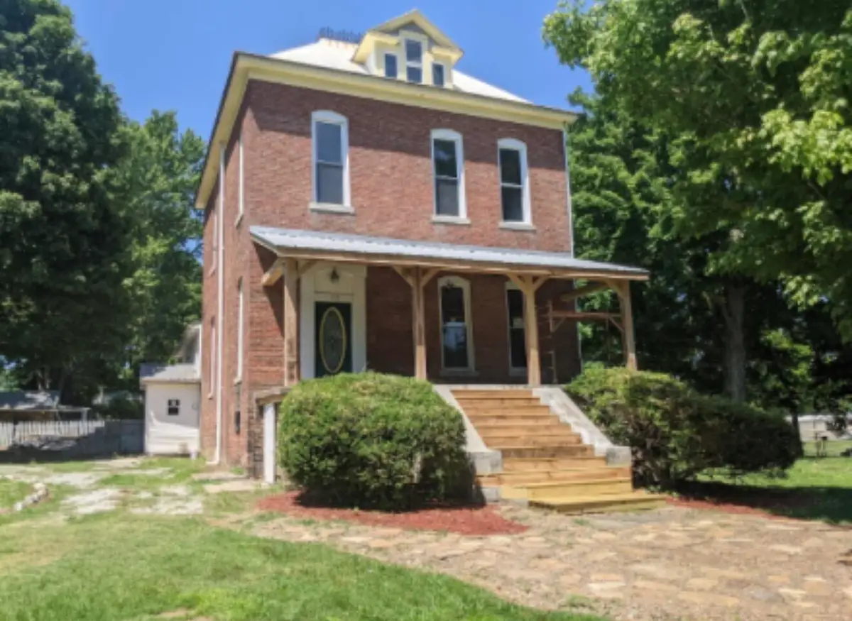 115 Pierce Street, Marion, KY 42064 - #1