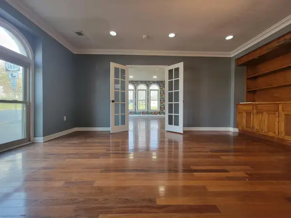 3364 Main Street #A, Stamping Ground, KY 40379