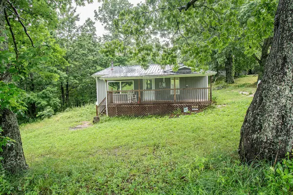 1797 E Clack Mountain Road, Clearfield, KY 40313