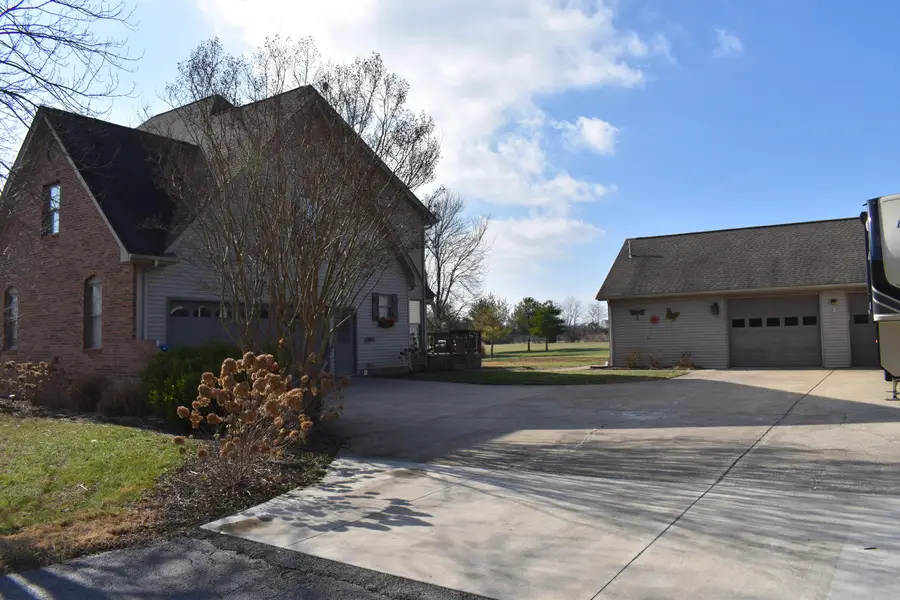8255 Old Lovelaceville Road, Paducah, KY 42001 - #2