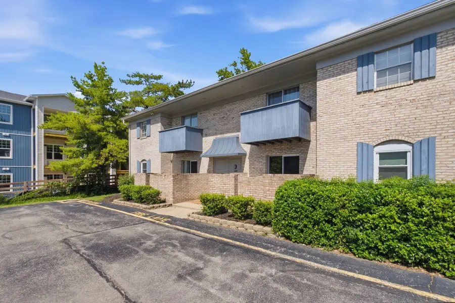 1092 Armstrong Mill Road #B, Lexington, KY 40517 - #2