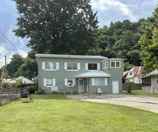 205 Frank Street, Paintsville, KY 41240