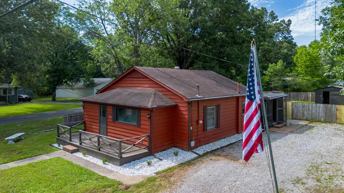 1220 Markham Avenue, Paducah, KY 42003 - #1
