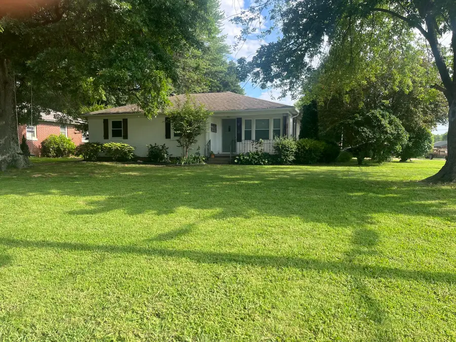 301 Macedonia Street, Mayfield, KY 42066 - #2
