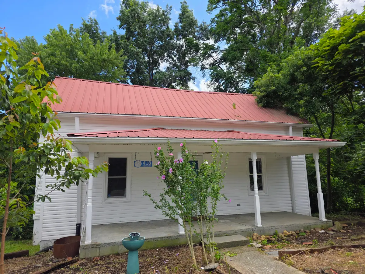 418 Center Street, Berea, KY 40403 - #1