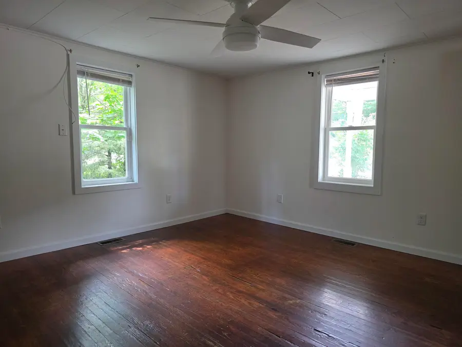418 Center Street, Berea, KY 40403 - #3