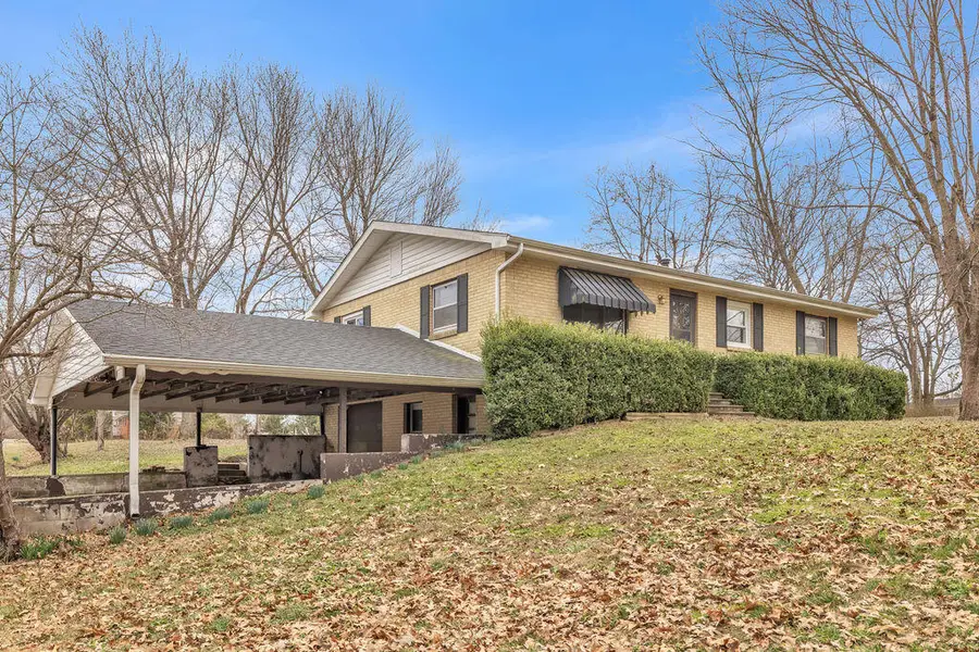 6360 Old Mayfield Road, Paducah, KY 42003 - #2