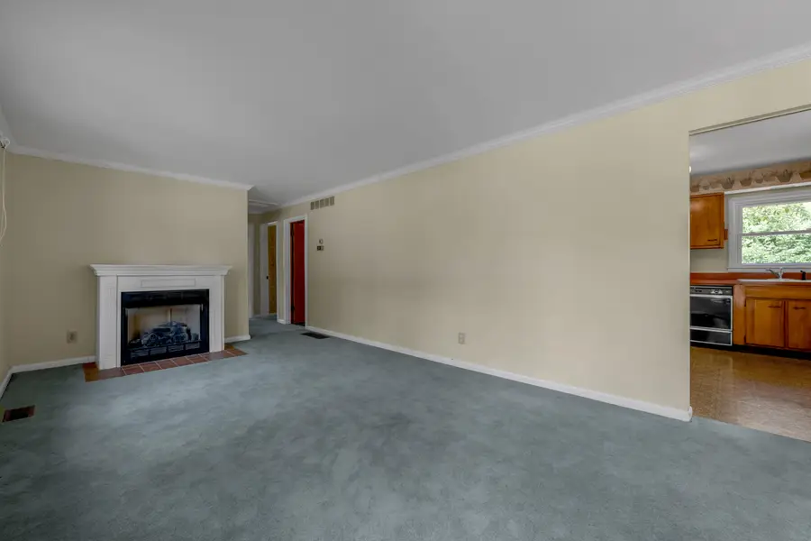 209 E Lowry Lane, Lexington, KY 40503 - #3