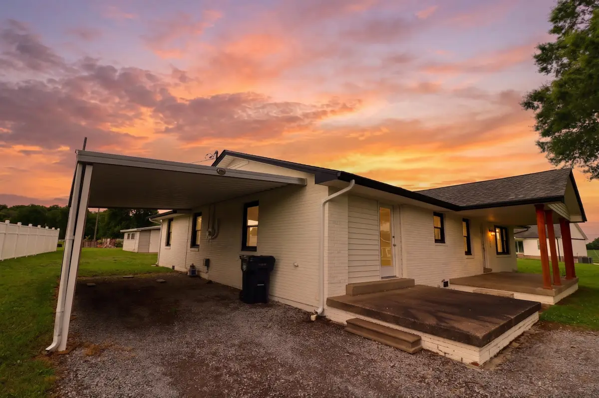 2614 Kentucky 121 South, Murray, KY 42071 - #1