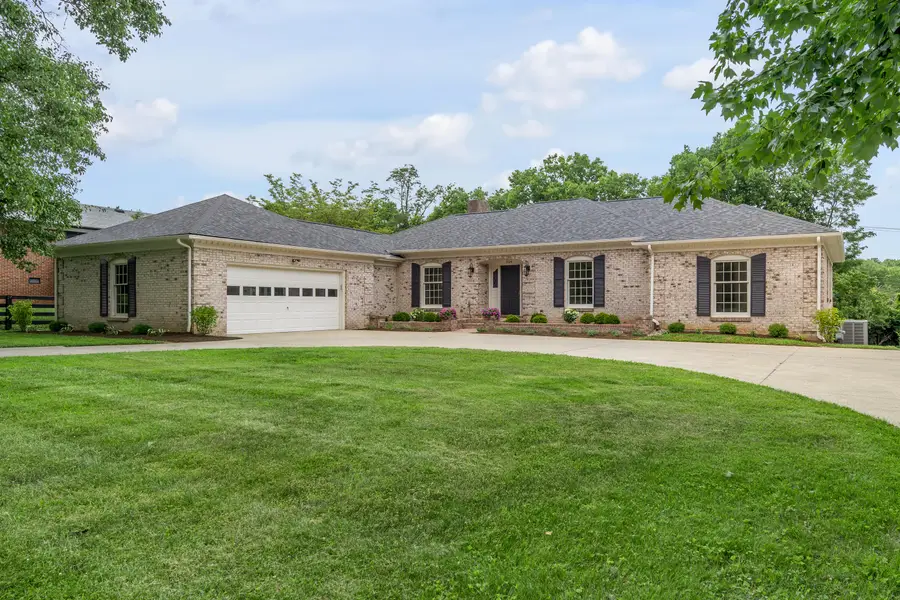 924 Chinoe Road, Lexington, KY 40502 - #2