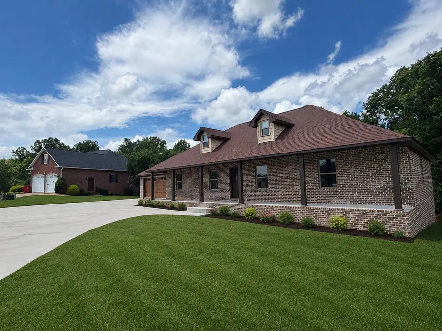 392 Madison Circle, London, KY 40741 - #2