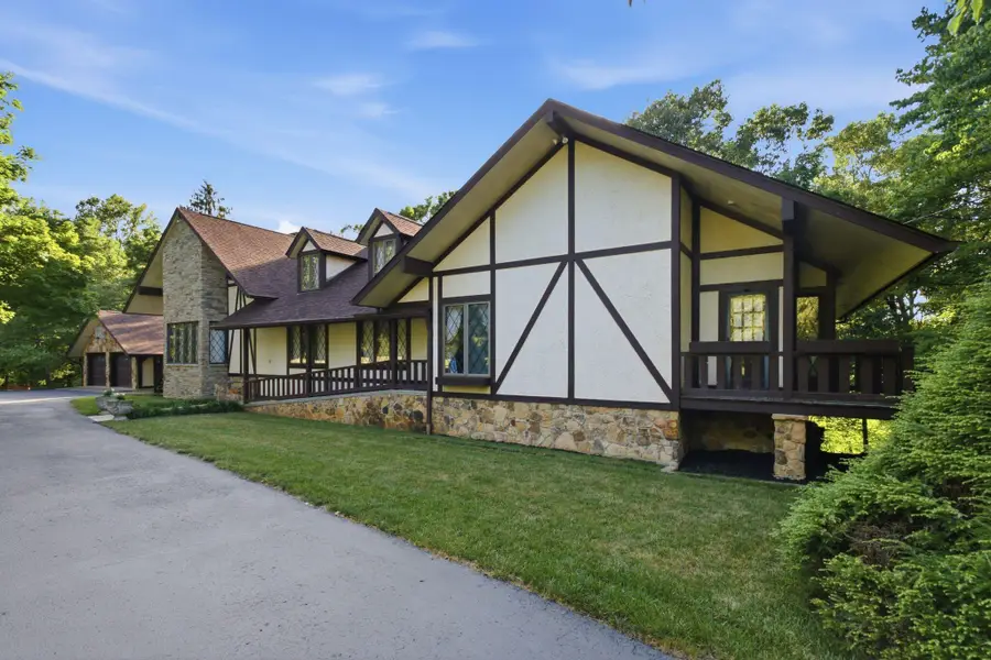305 Beech Street, Monticello, KY 42633 - #2