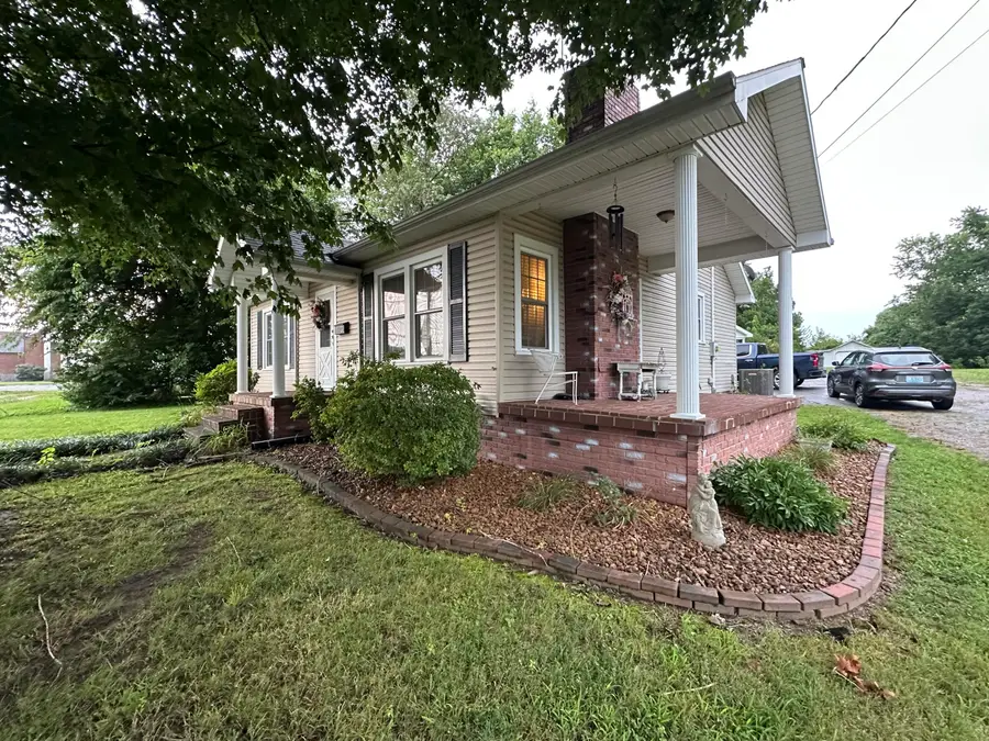 636 Madisonville Street, Princeton, KY 42445 - #3