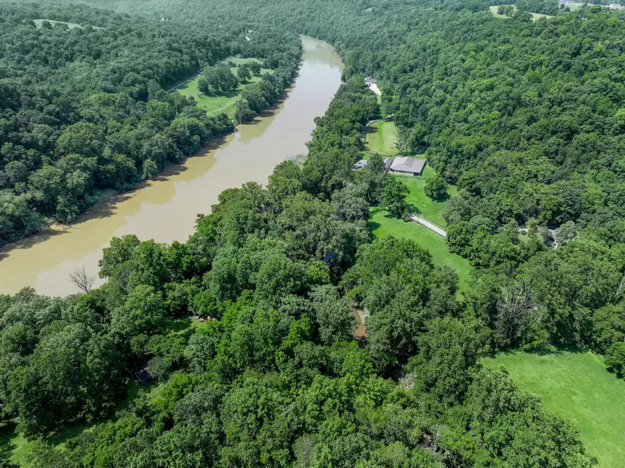 231 Fintville Road, Versailles, KY 40383 - #3