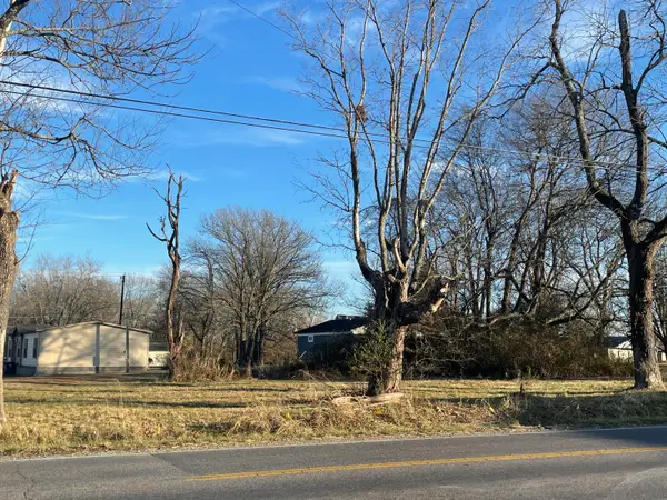 521 S 4th Street, Murray, KY 42071