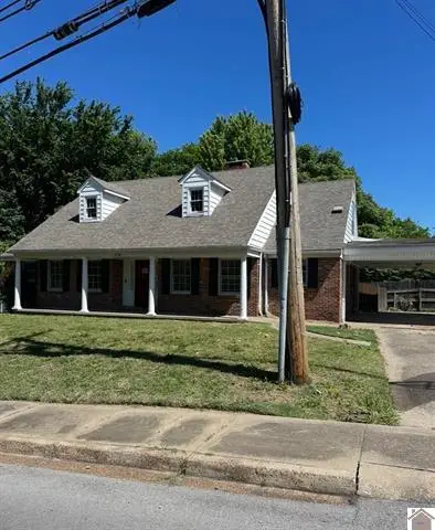 718 Moscow Avenue, Hickman, KY 42050